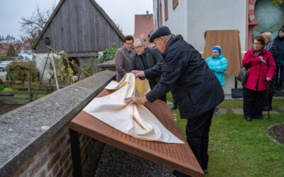 Enthüllung der Gedenktafel und der Infotafel an der alten Synagoge Binswangen und Buchvorstellung am 10. November 2024